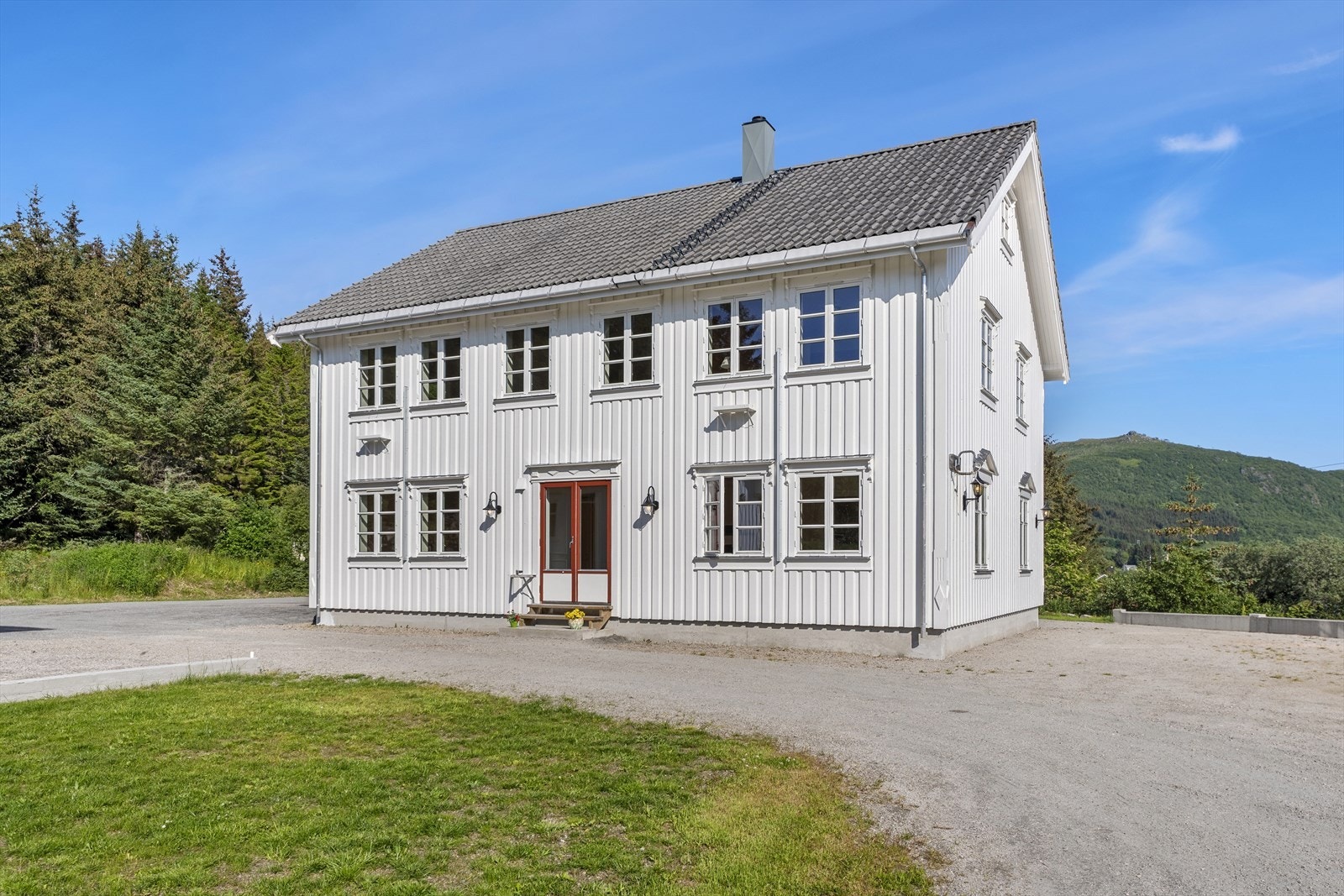 Baksiden av boligen Galleribilde