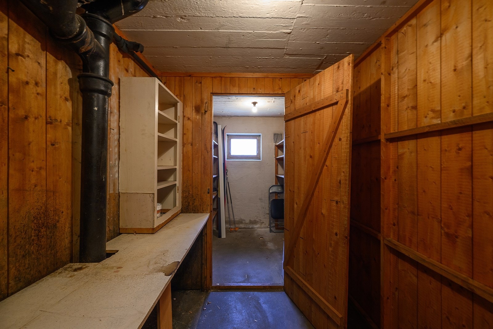 Bod i kjeller Galleribilde