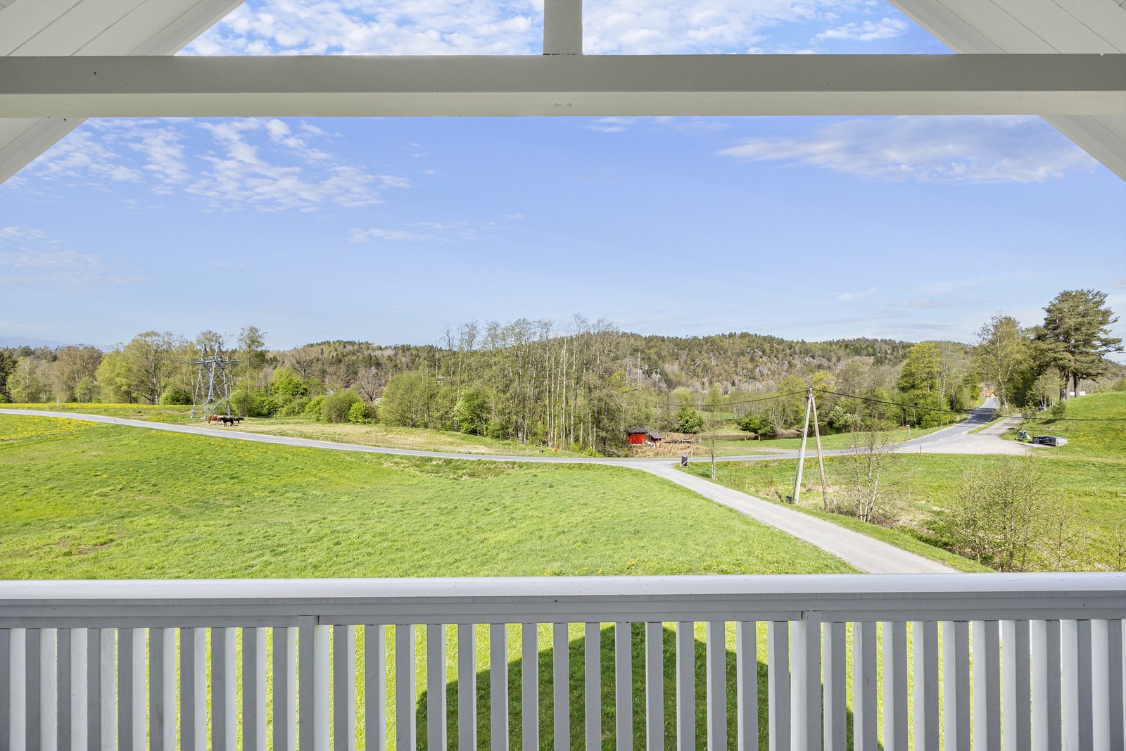 Nydelig utsikt fra balkongen i 2. etasje. Galleribilde