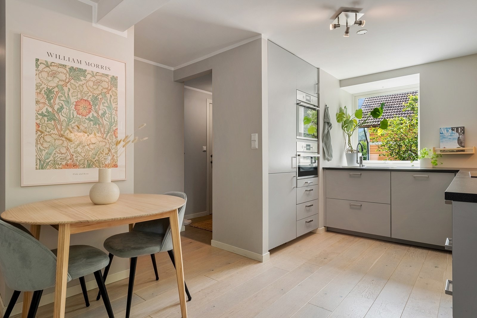 - Leiligheten ble pusset opp i 2016 med flere oppgraderinger - Galleribilde