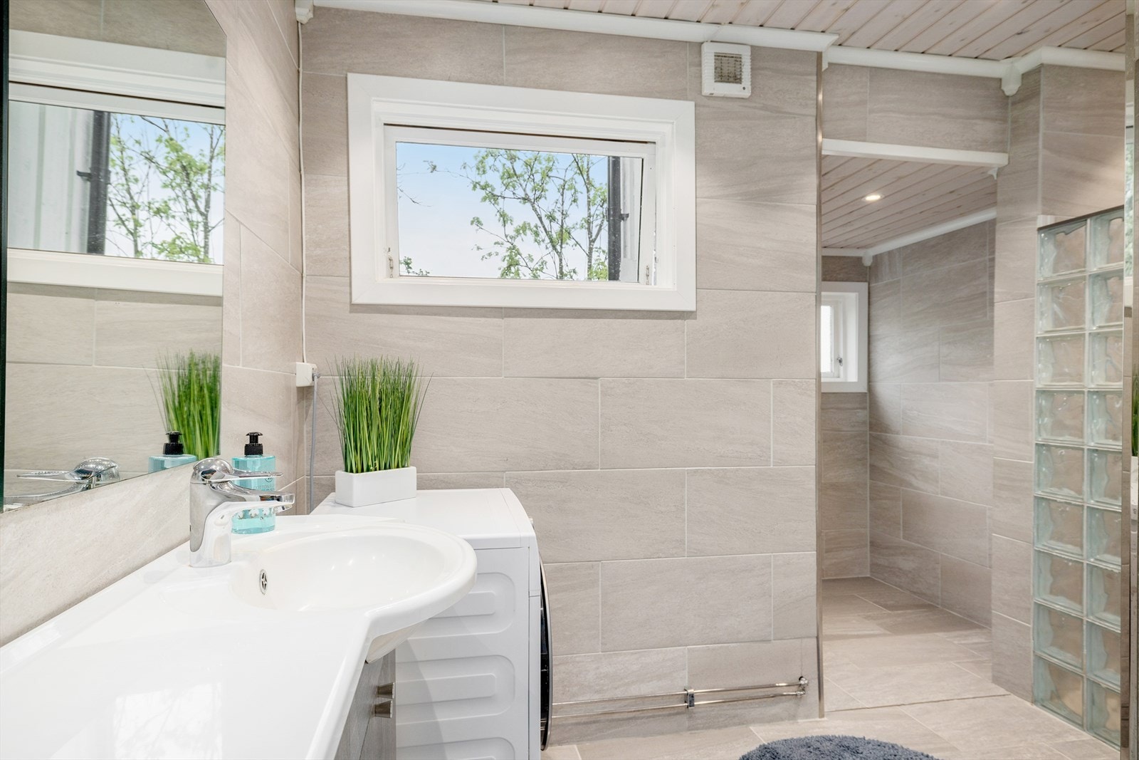 Opplegg for vaskemaskin Galleribilde