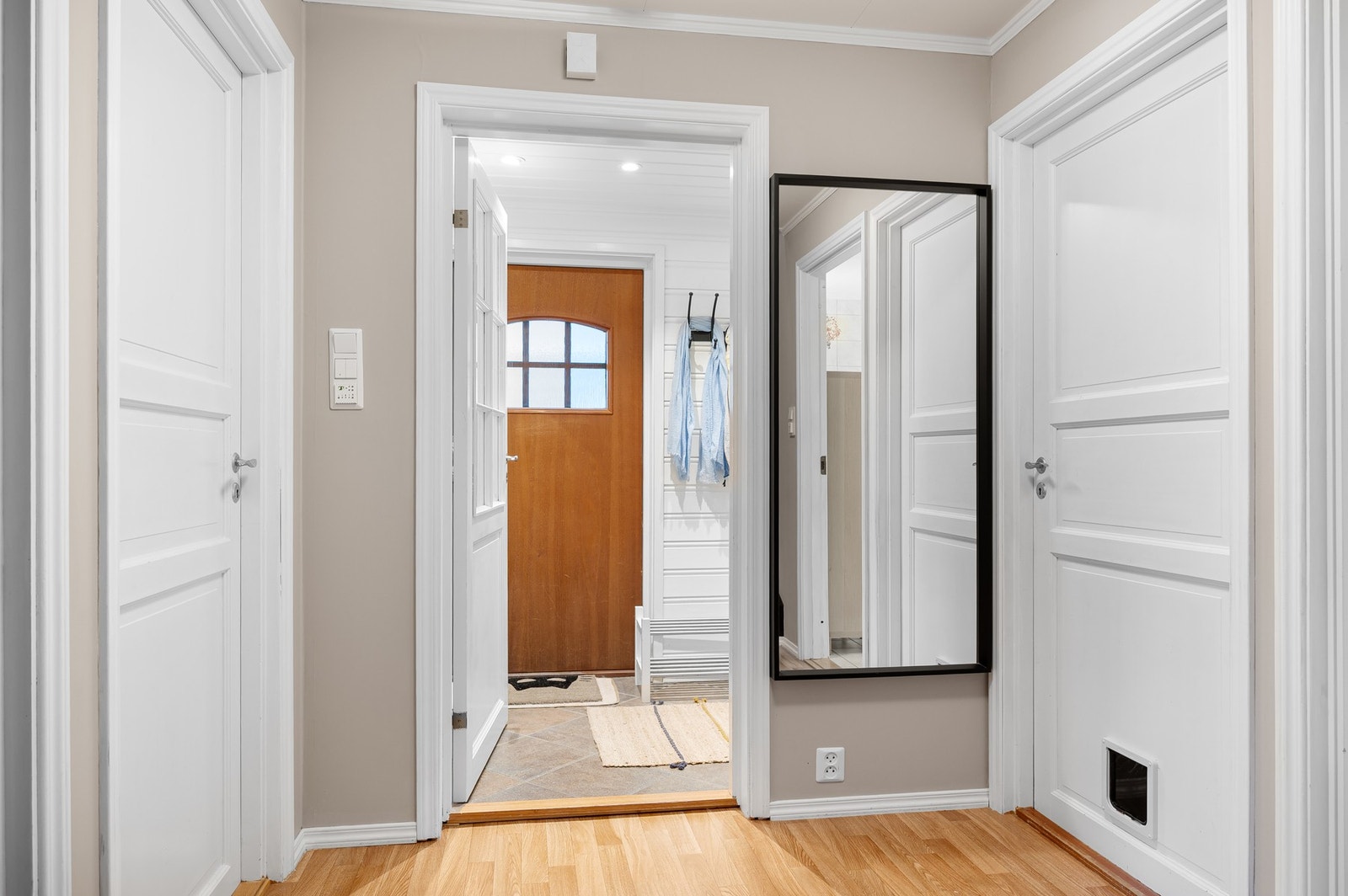 Boligen er malt i lyse og delikate farger. Galleribilde