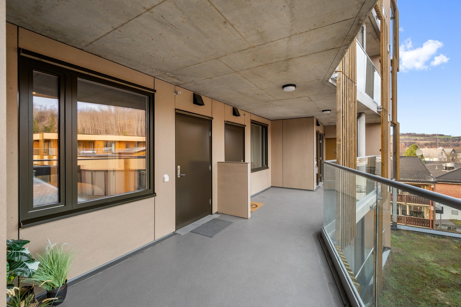 Fra leiligheten er det gangavstand til alle fasiliteter Melhus sentrum har å by på. Galleribilde