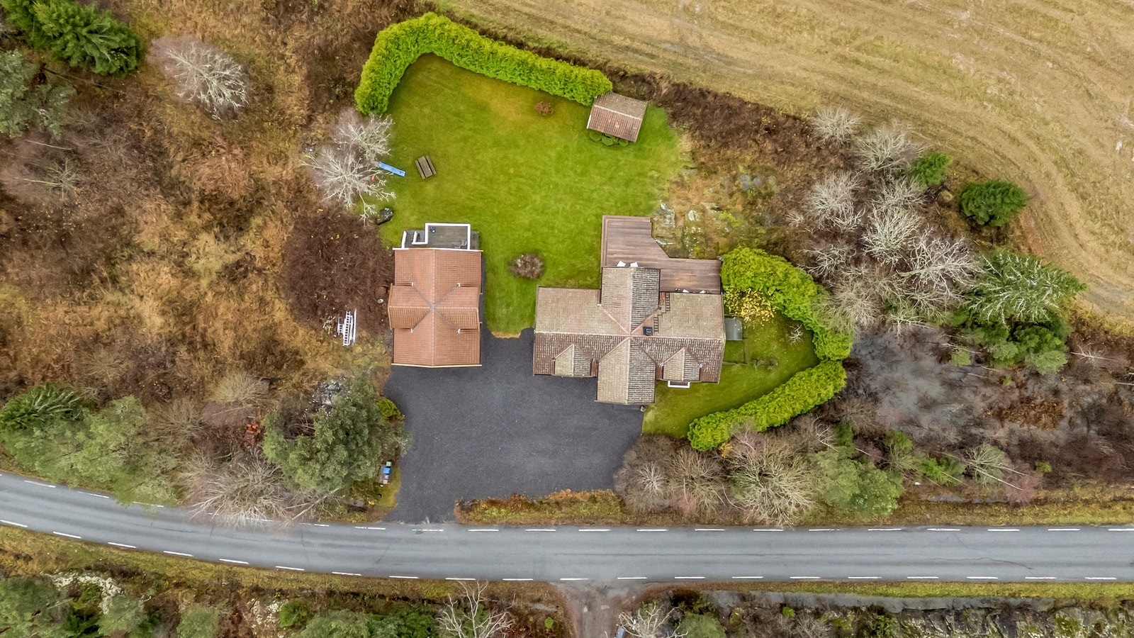 Fugleperspektiv over tomten Galleribilde