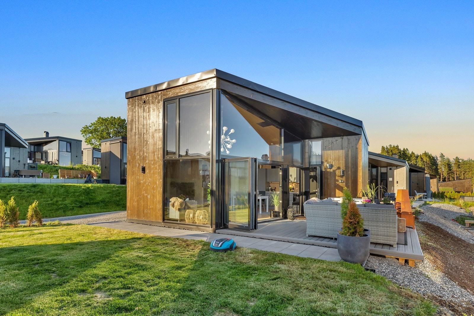 DNB Eiendom v/ Johanna Wenngren har den store gleden å presentere en hyttedrøm langs Glommas elvebredd - kun 45 min fra Oslo. Galleribilde