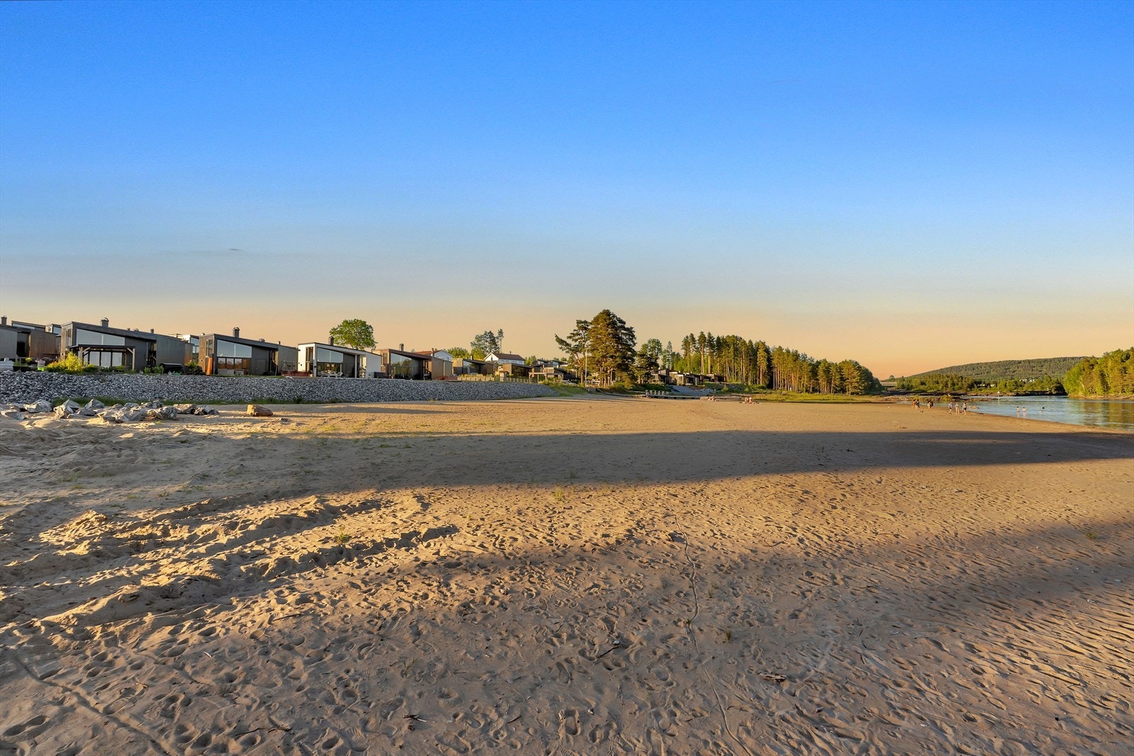 Nyere hyttefelt med attraktiv beliggenhet ved Glommas bredde, kun 45 minutter fra Oslo Galleribilde