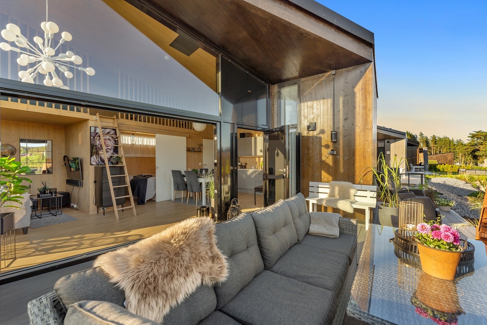 Her kan du lade batteriene, senke skuldrene, og nyte, helger, ferier og deilig fritid Galleribilde