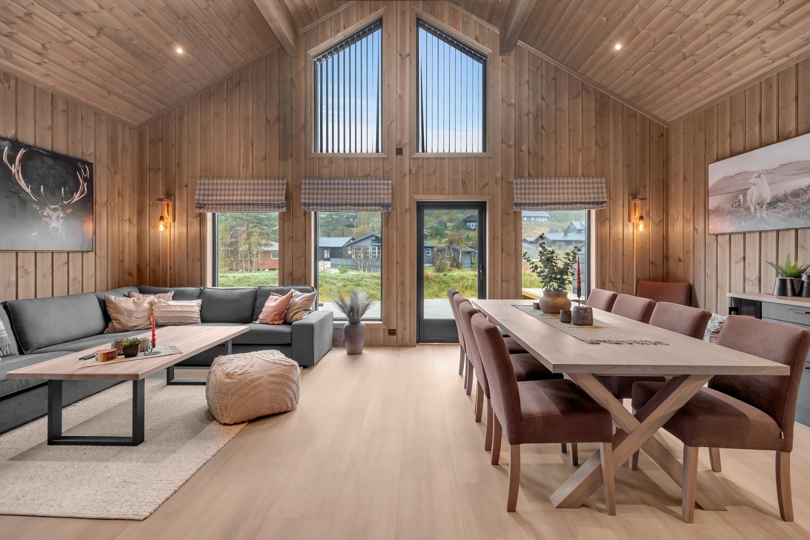 Innvendige bilder er hentet fra nabohytten Heddersvegen 2C Galleribilde