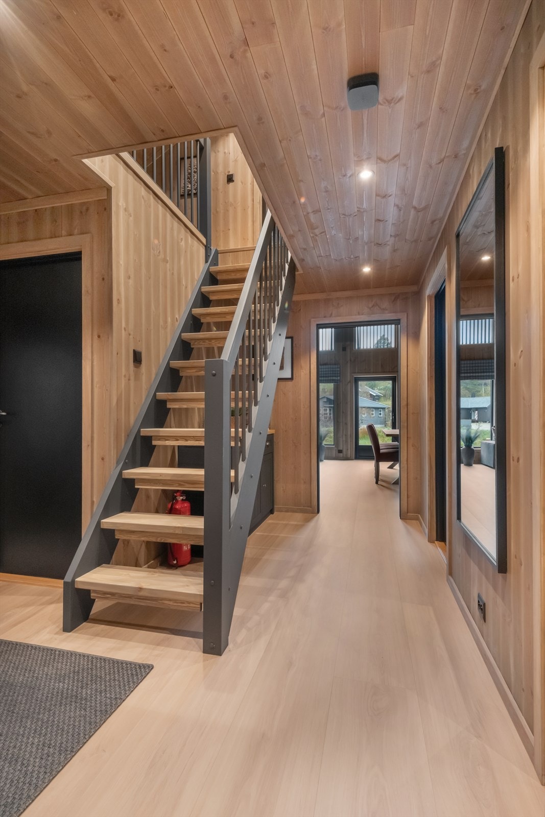 Innvendige bilder er hentet fra nabohytten Heddersvegen 2C Galleribilde