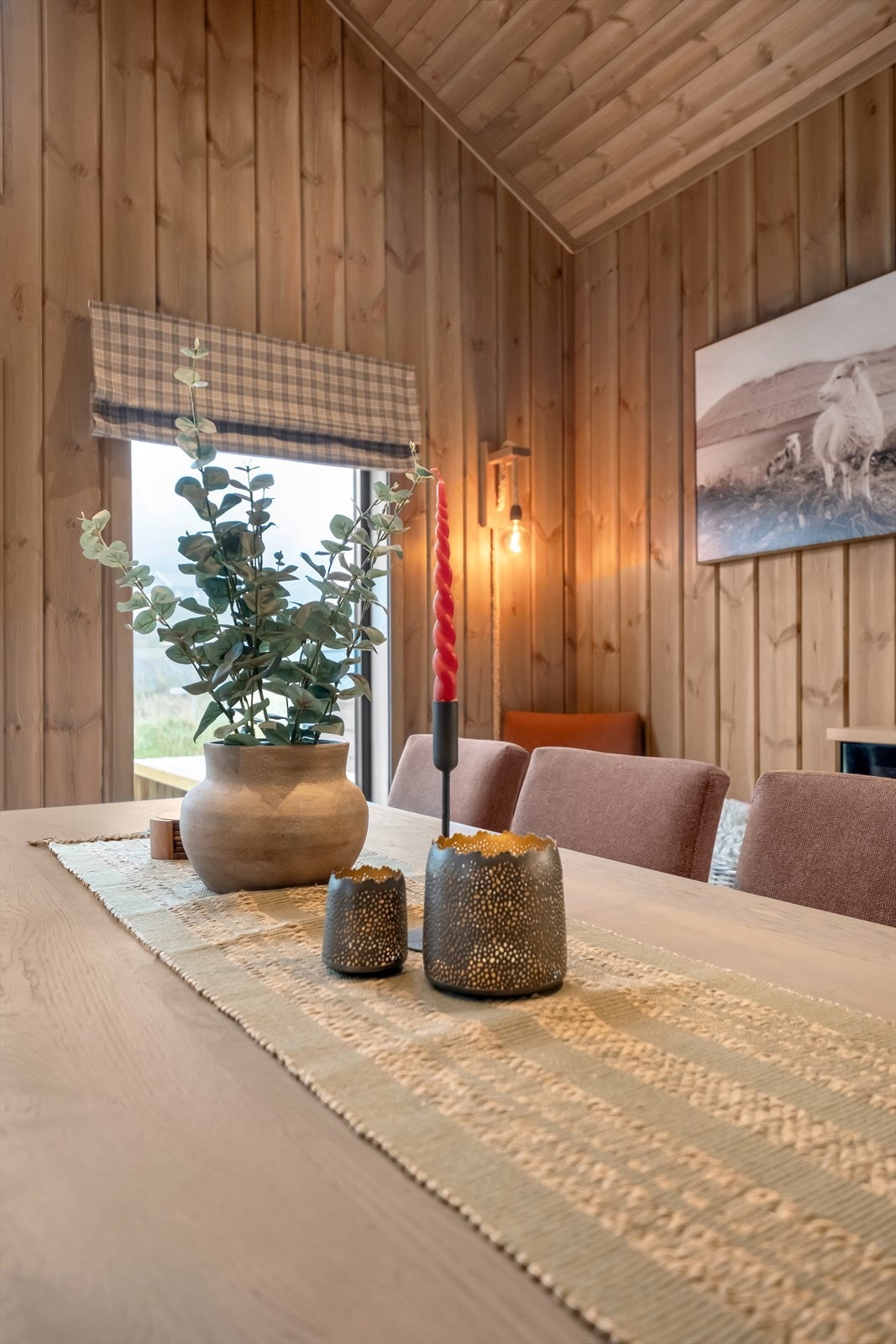 Innvendige bilder er hentet fra nabohytten Heddersvegen 2C Galleribilde