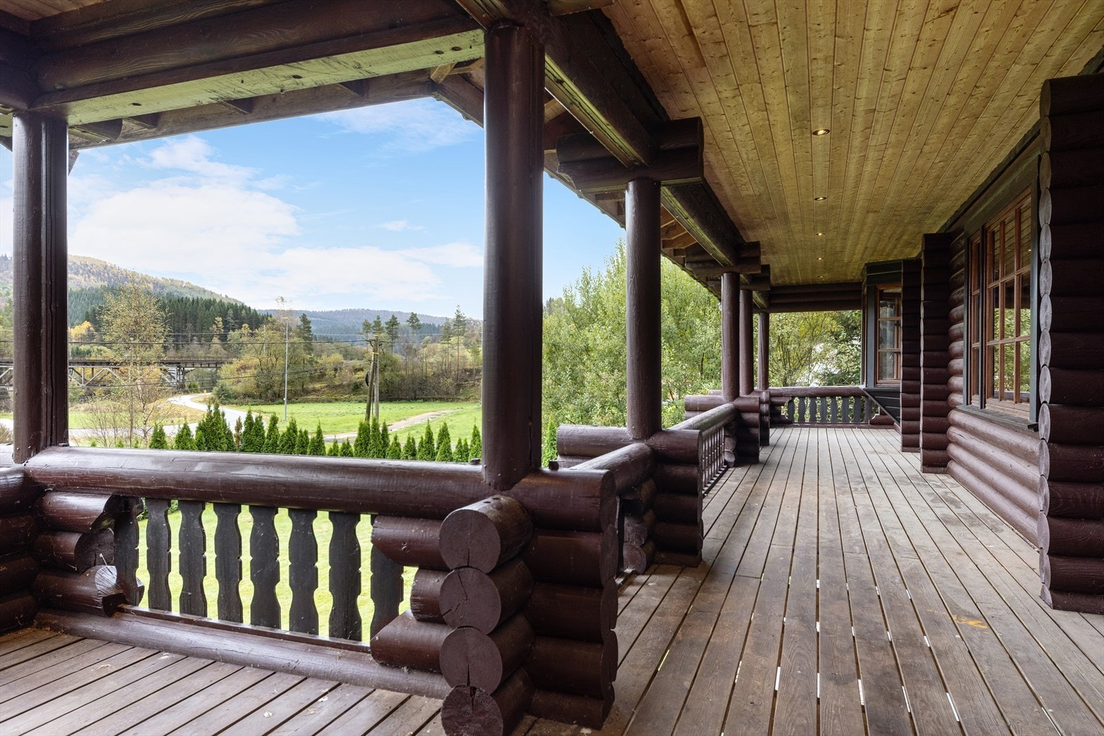 Veranda på fremside Galleribilde