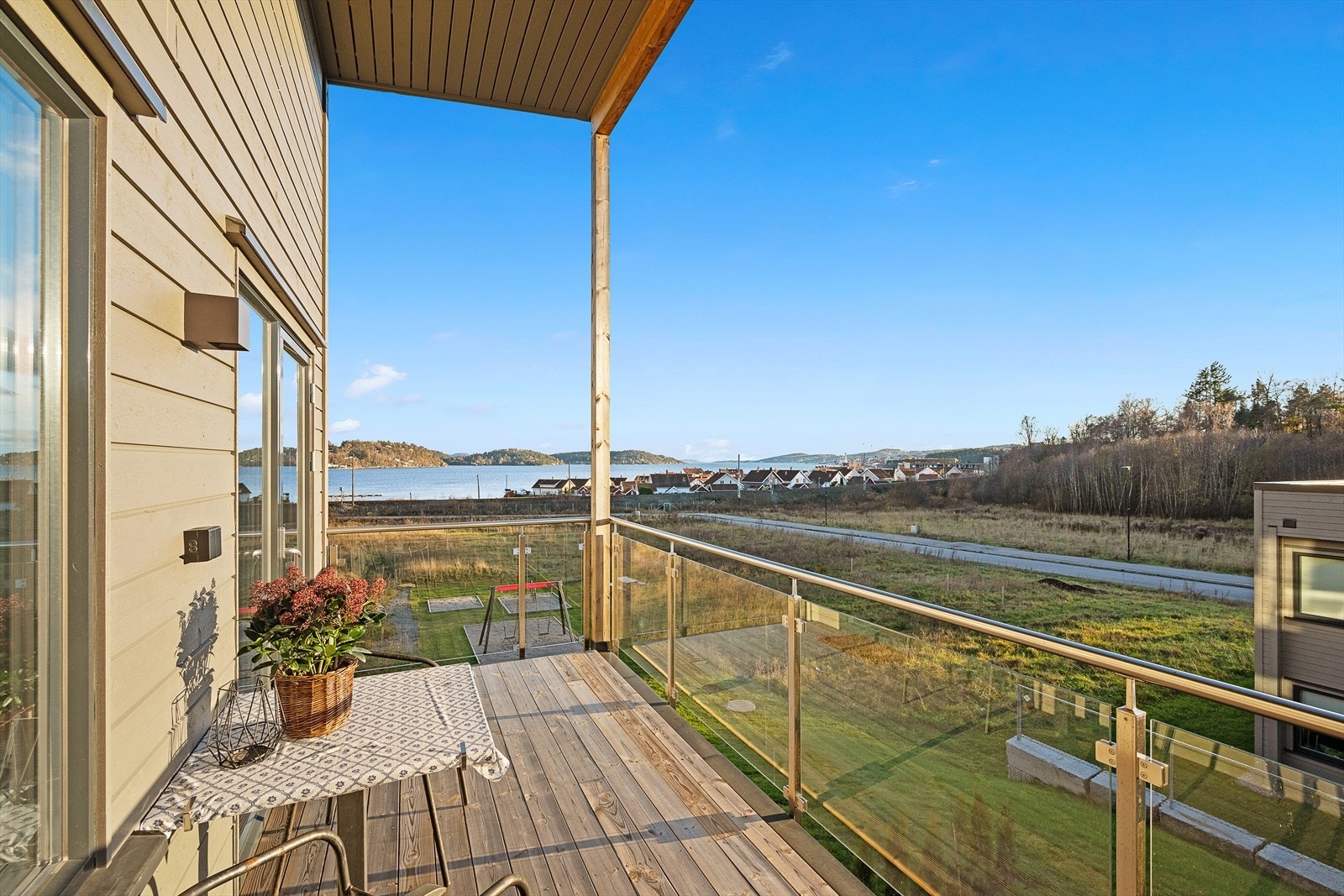 Her kan gode sol- og utsiktsforhold nytes for fult Galleribilde