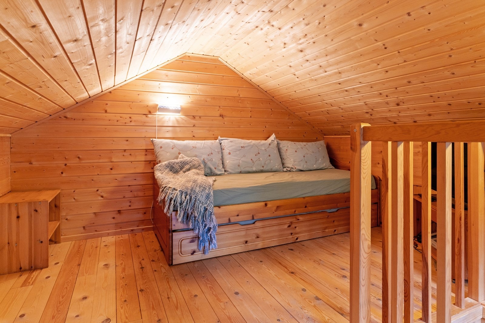 Hems med plass for ekstra soveplassar, eller ei loftstove - du bestemme! Galleribilde