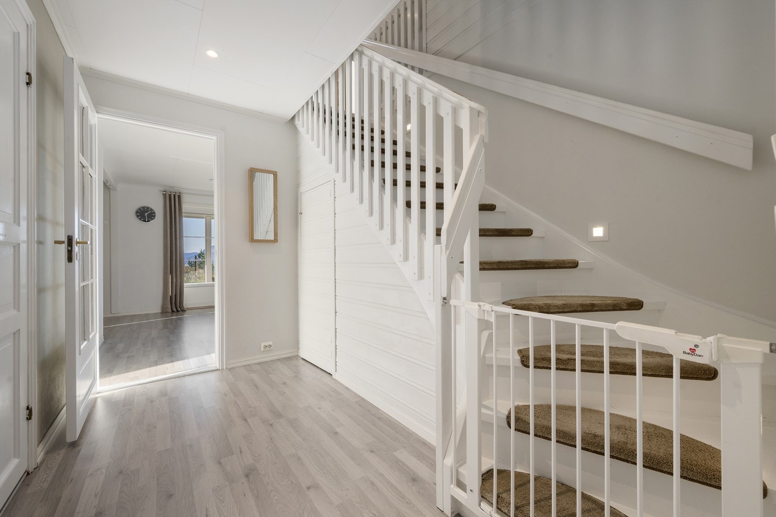 Gang/trapperom i 1. etg. Galleribilde