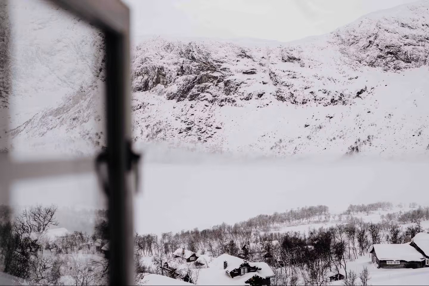 Eiendommen er et perfekt utgangspunkt for deg som er glad i friluftsliv, samt å nyte den rolige hyttetilværelsen. Galleribilde