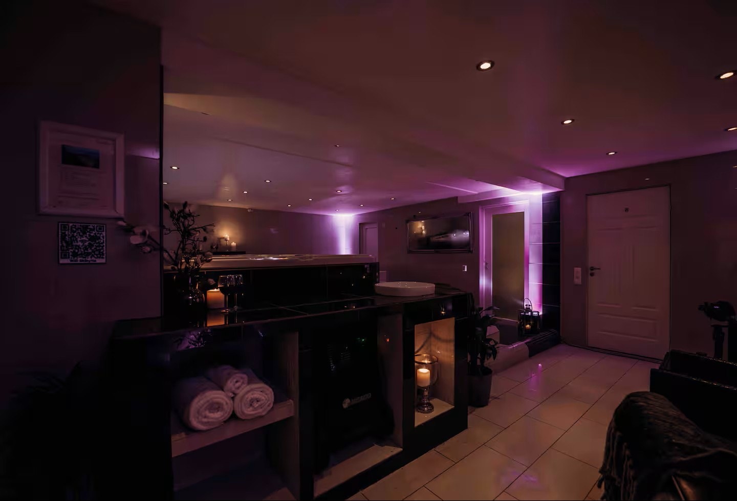 Etter fjelltur kan du nyte din egen spa-avdeling. Galleribilde