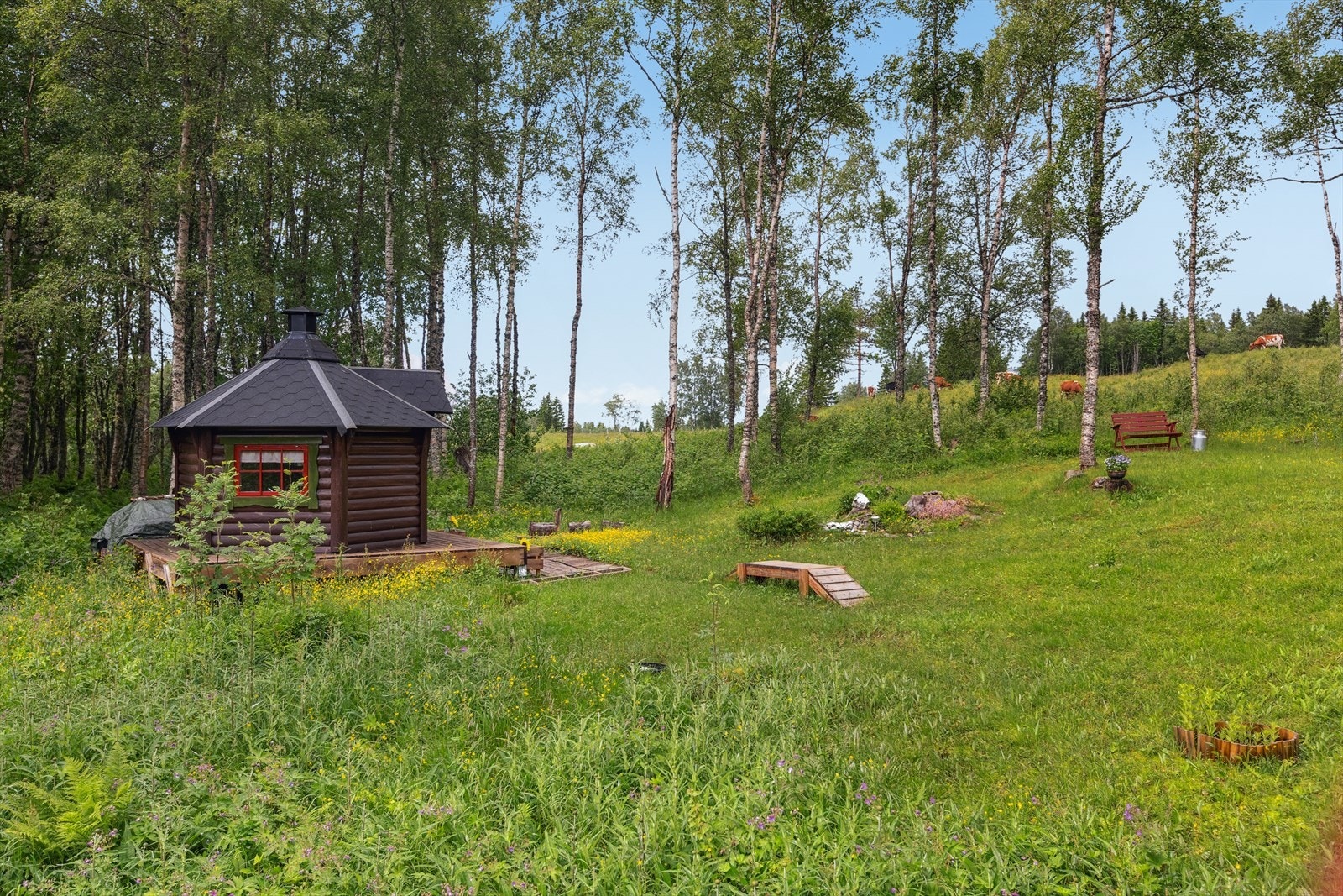 Grillhytte satt opp i 2017 Galleribilde