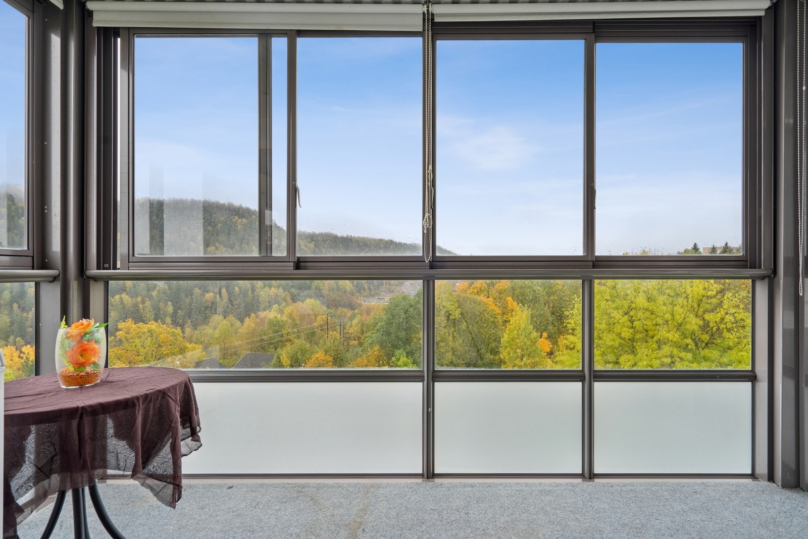 Balkongen er på ca. 10 kvm. Galleribilde