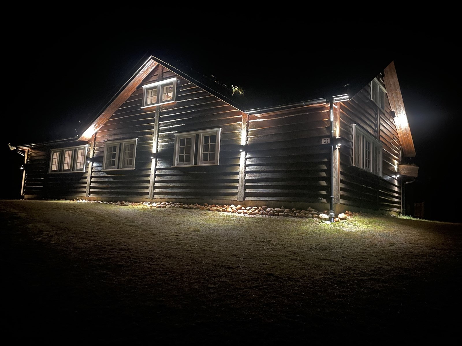 Lyssatt fasade Galleribilde