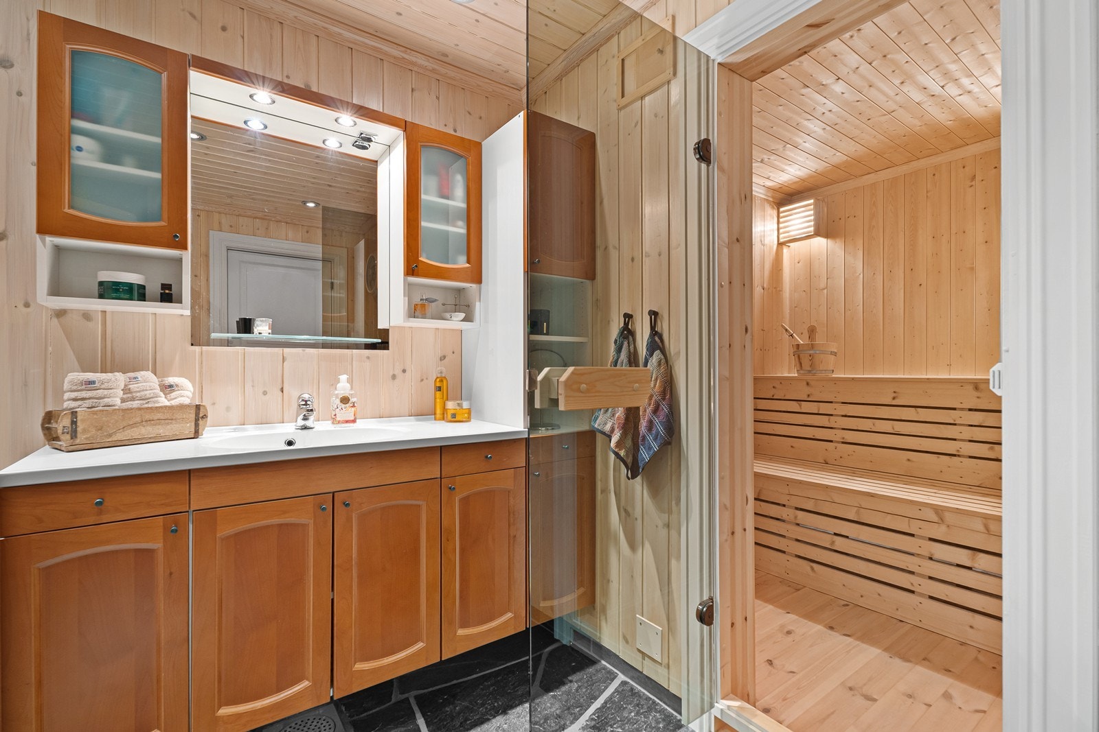 Badstue Galleribilde