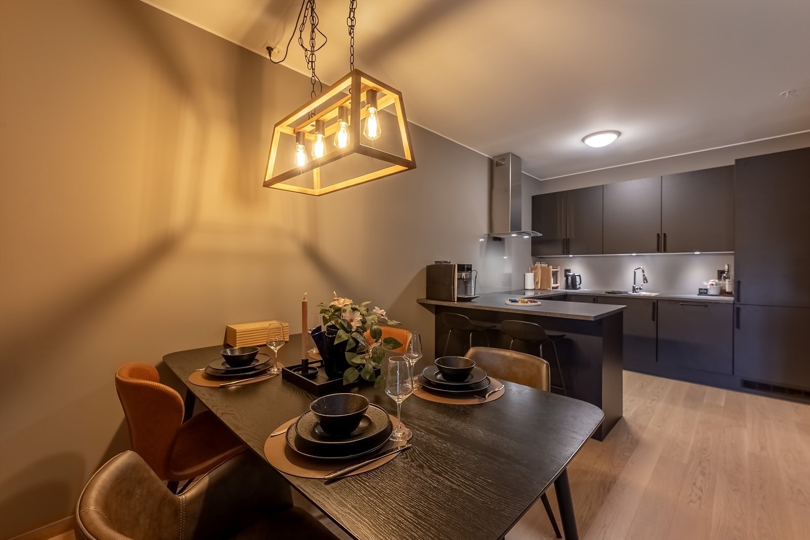 Spisestue/kjøkken Galleribilde