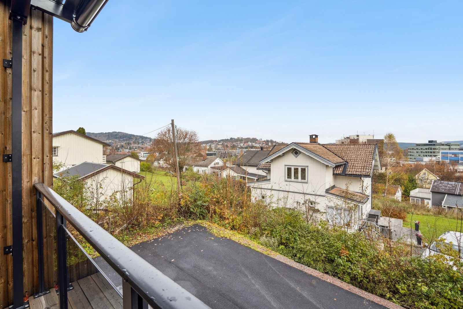 Utsikt fra balkongen. Galleribilde
