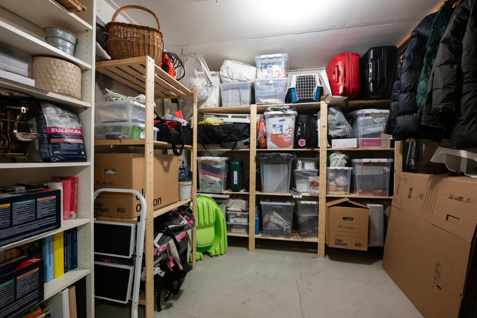 I tillegg får du en svært praktisk bod på hele 8 kvm innredet med hyller og skap. Galleribilde