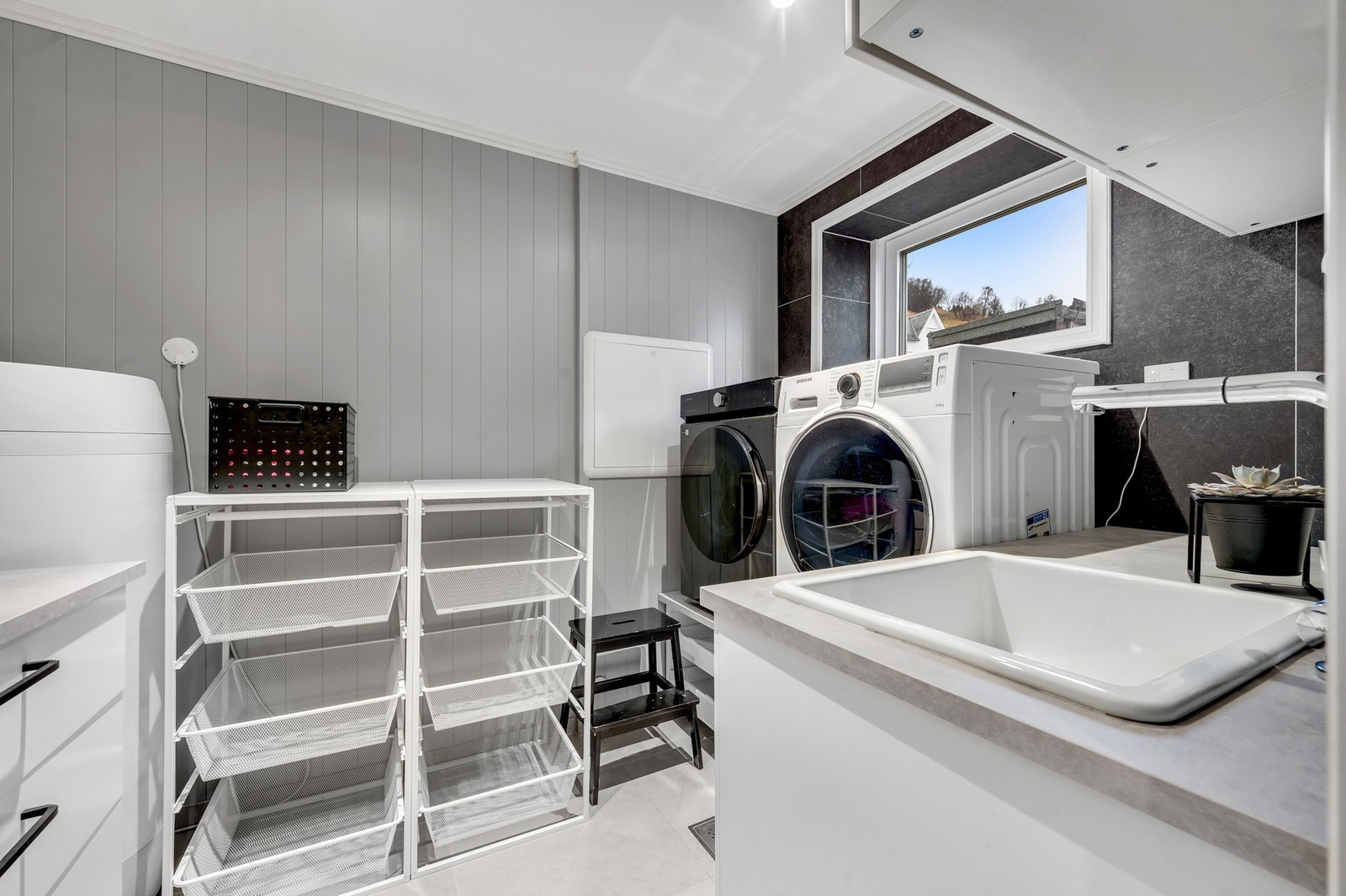 - Vaskerommet er praktisk innredet slik at det er enkelt å holde orden. Galleribilde