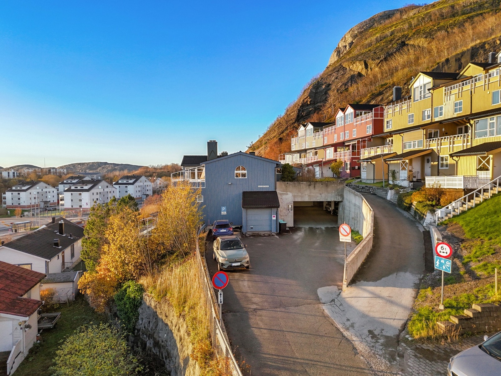 Parkering i lukket garasjeanlegg Galleribilde