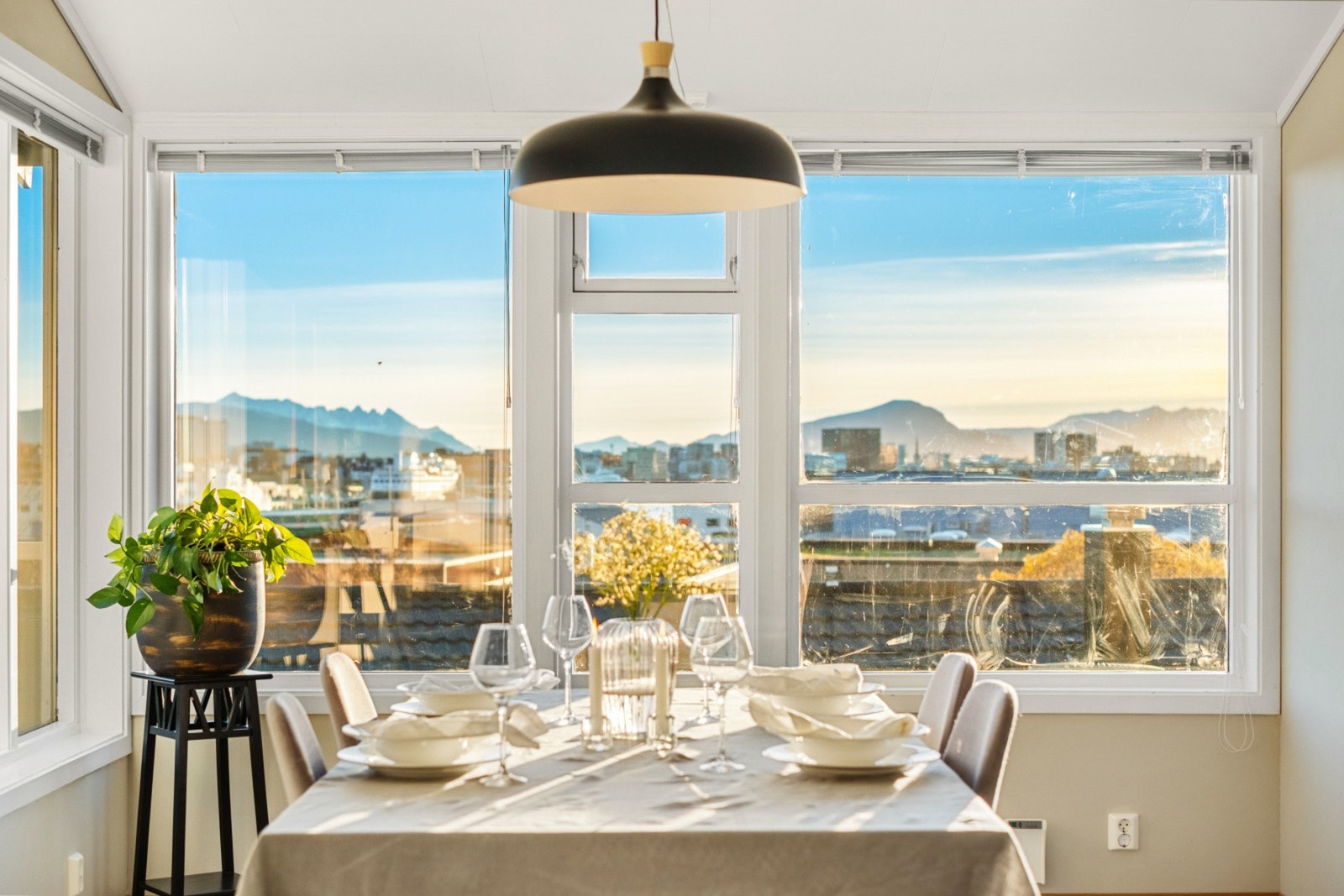 Praktfull utsikt som bør oppleves! Galleribilde