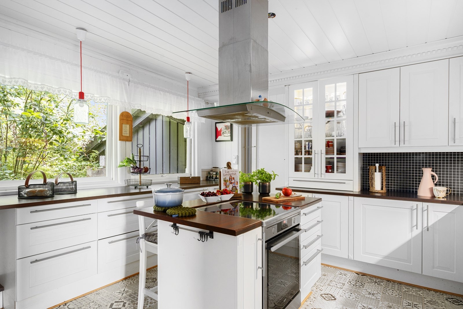 Fint og praktisk kjøkken fra Sigdal Galleribilde