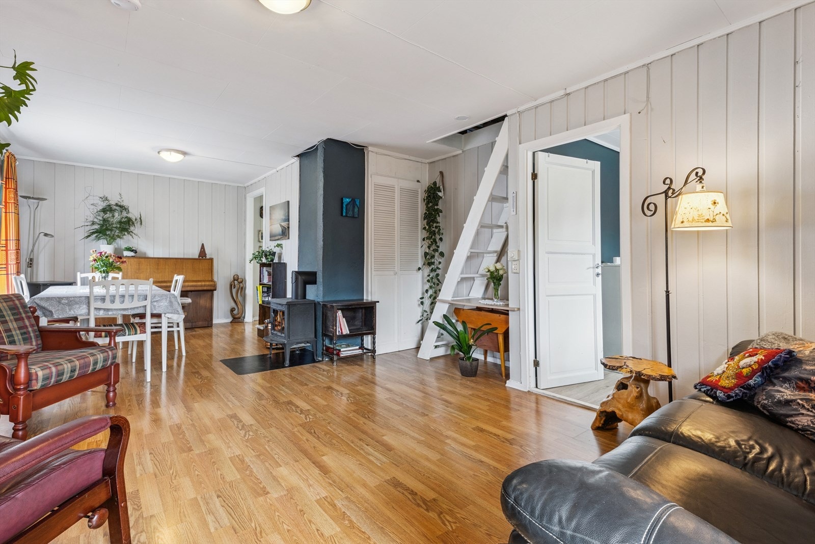 Kårboligen er på ca. 52 kvm og har det man har behov for. Galleribilde