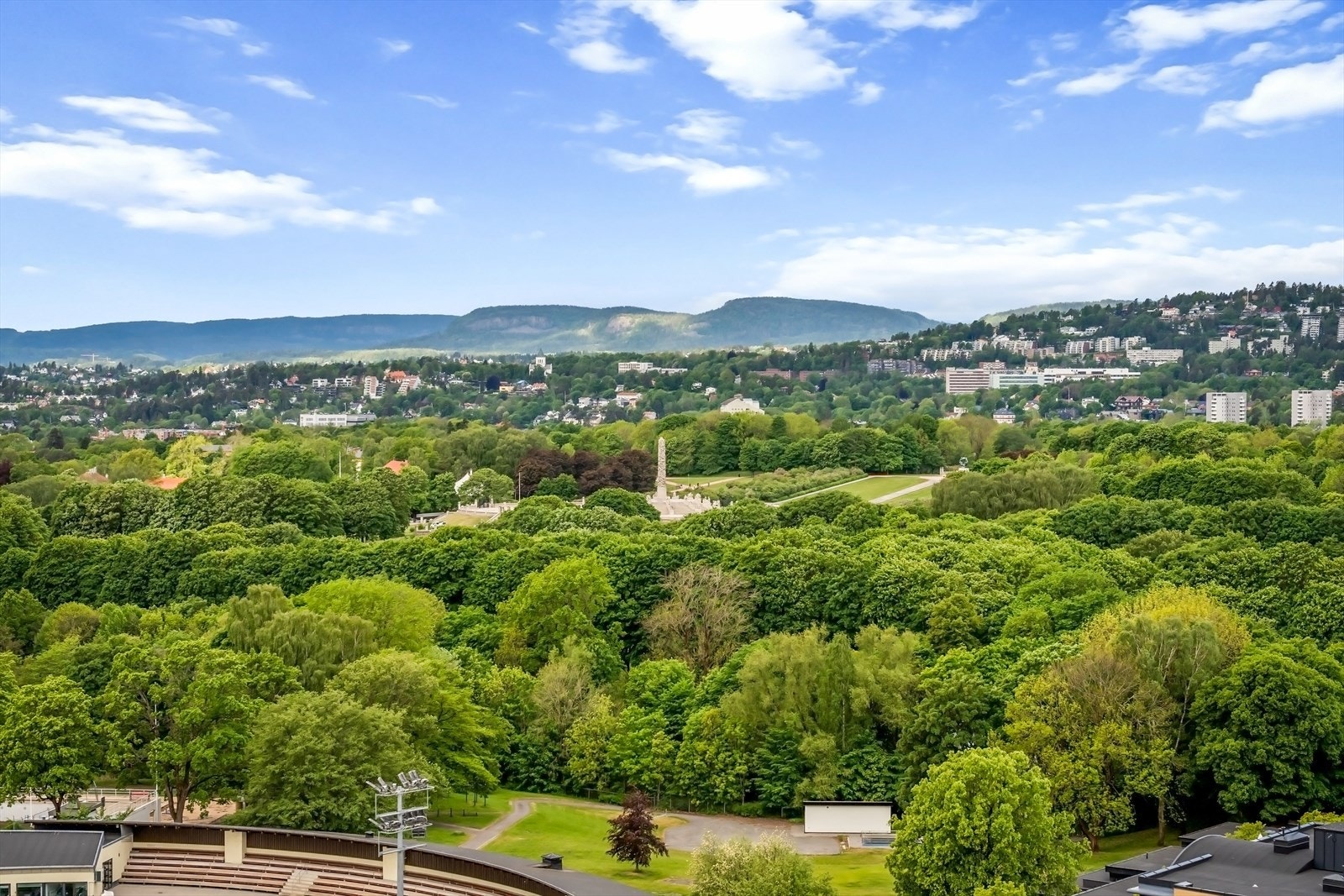 Utsikt over den populære Frognerparken. Galleribilde