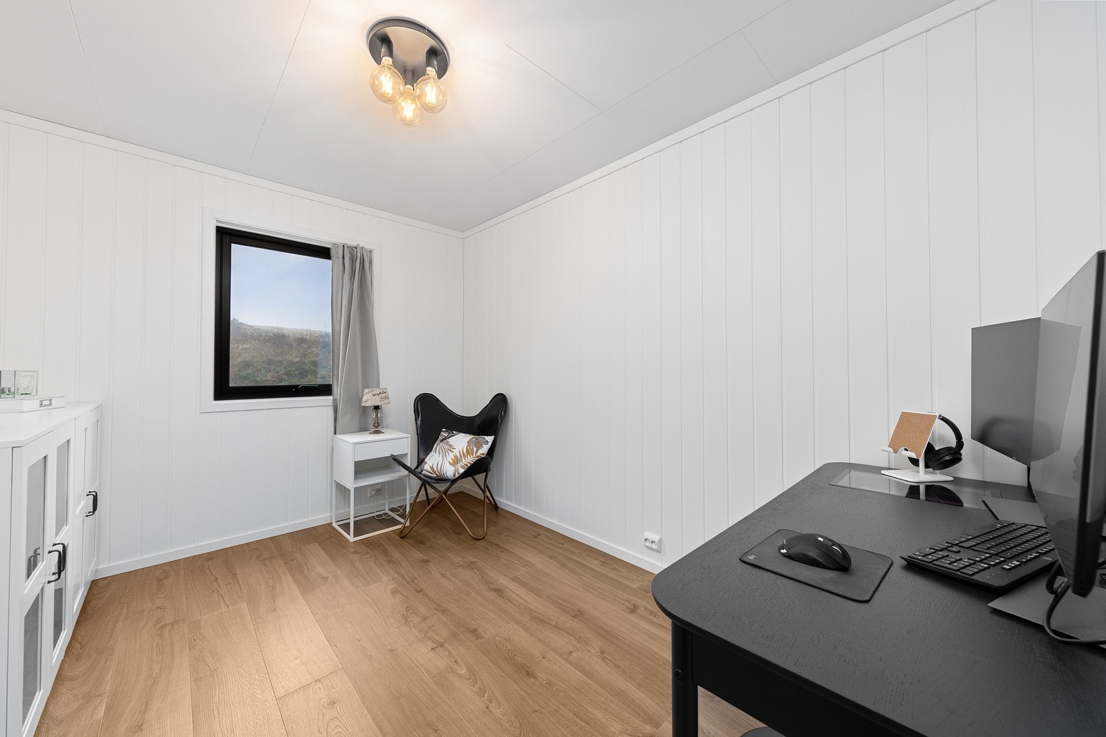 Soverom 2 - Det andre rommet er ideelt som barnerom, gjesterom eller kontor. Galleribilde