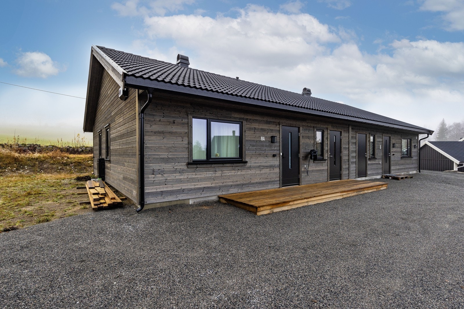 Eiendommen ligger landlig og idyllisk til i vakre Sigdal, like utenfor Prestfoss sentrum. Galleribilde