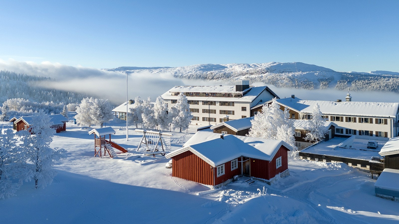 Fine uteområder rundt hotellet. Galleribilde