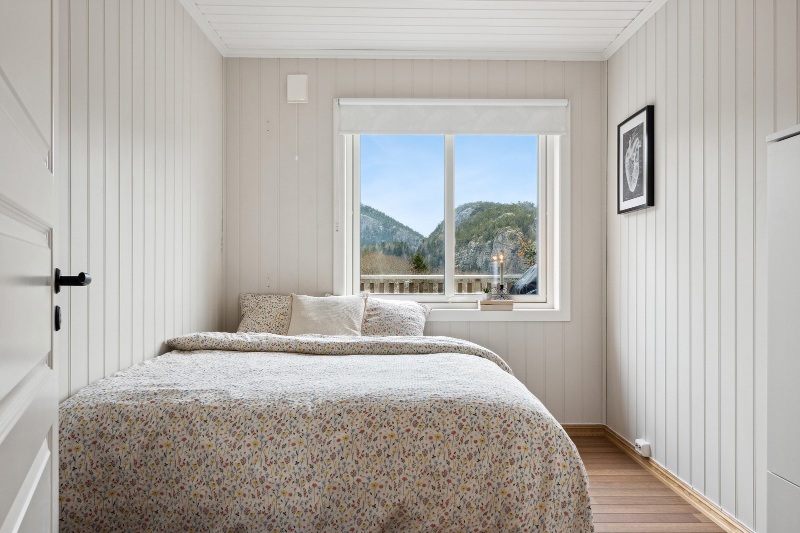 Soverom 2 av 2. Galleribilde