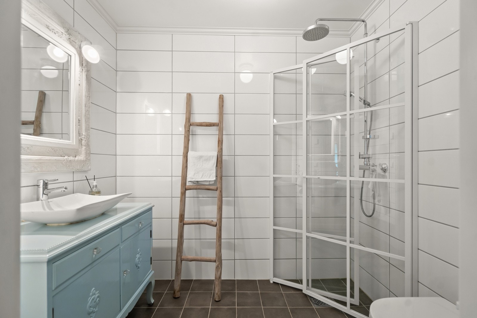 Bad 2 i 1. etasje Galleribilde