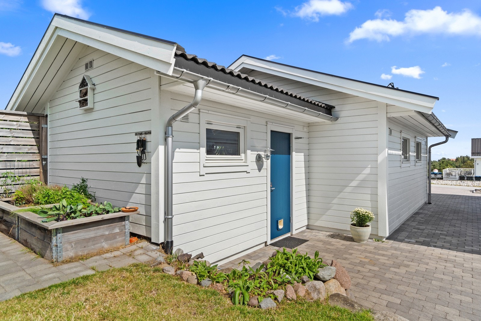 Bod bak garasjen Galleribilde