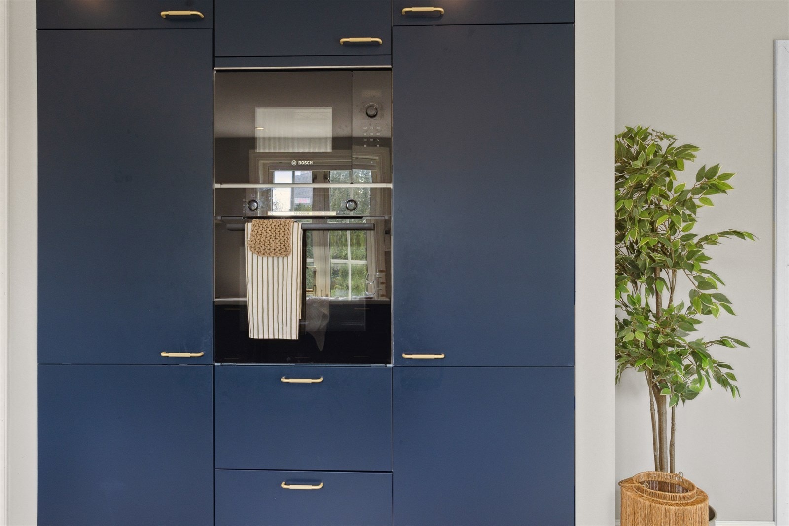 Detaljer kjøkken. Galleribilde