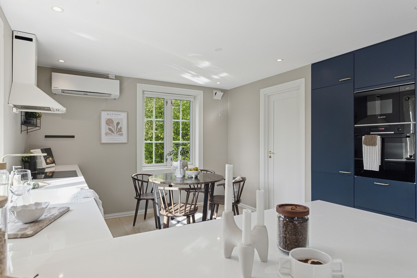 Det er også montert inn en varmepumpe på kjøkkenet. Galleribilde