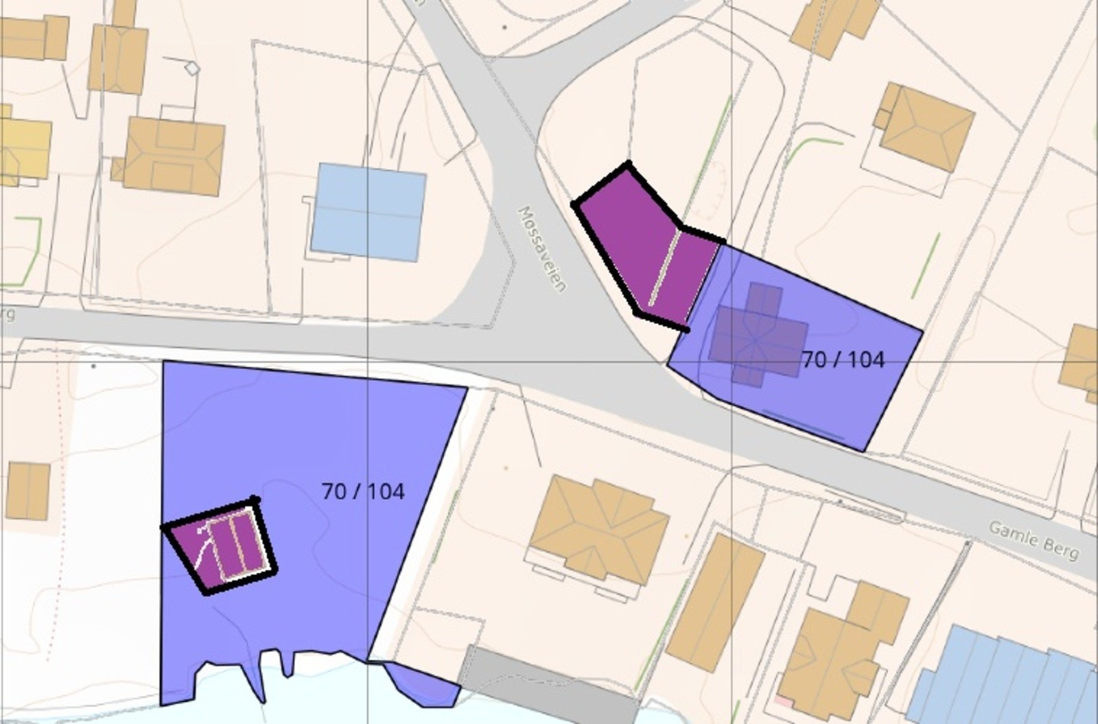 Eiendommen er oppdelt i 3 tomter. Tomtene uthevet med lilla har egne bruksnummer og inngår i handelen, les mer om dette i salgsoppgaven Galleribilde