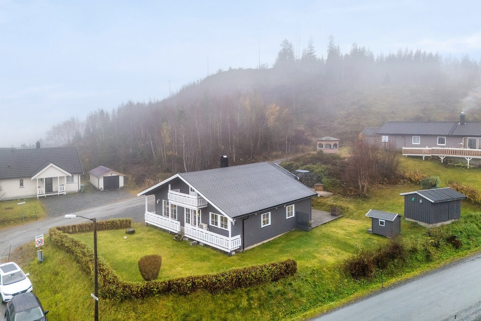 Det er også flotte turmuligheter like utenfor ytterdøra. Galleribilde