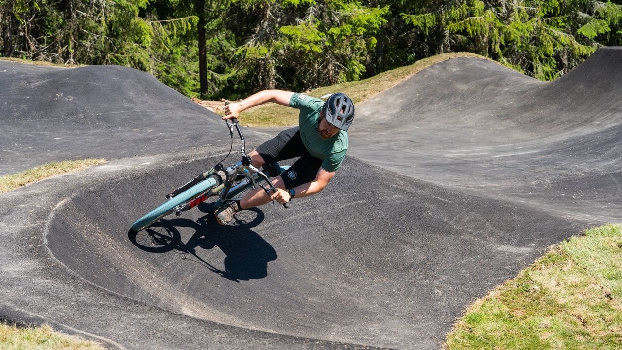 Pumptrack, sykkelstier- og parker for sykkelentusiaster!
Foto Jonas Sjøgren. Galleribilde