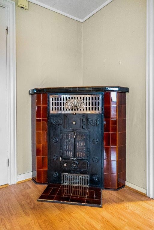 Flott kamin som ikke er i bruk Galleribilde