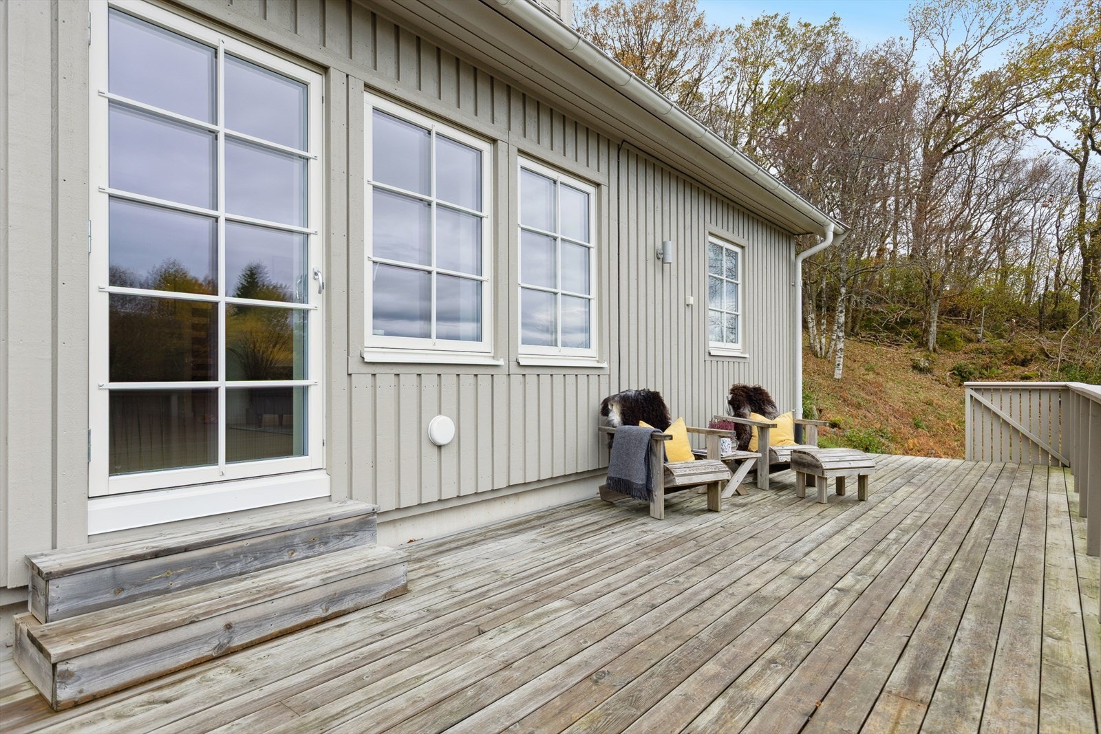 Gode møbleringsmuligheter på terrasse Galleribilde