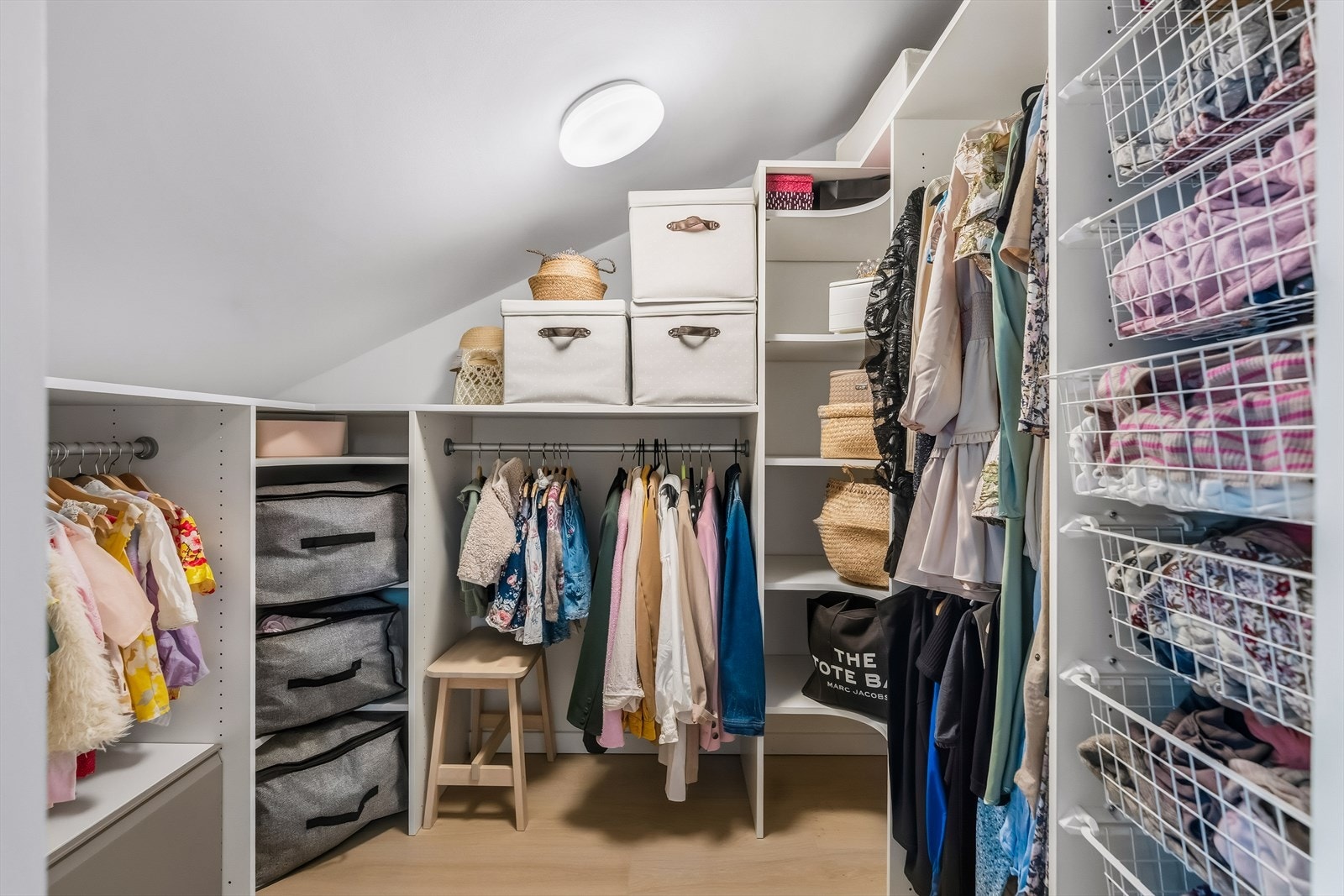 Garderoberom i tilknytning til soverom 2. Galleribilde