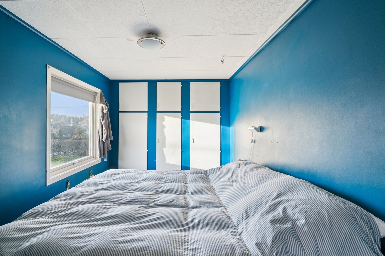 Stort soverom i 1. etasje Galleribilde