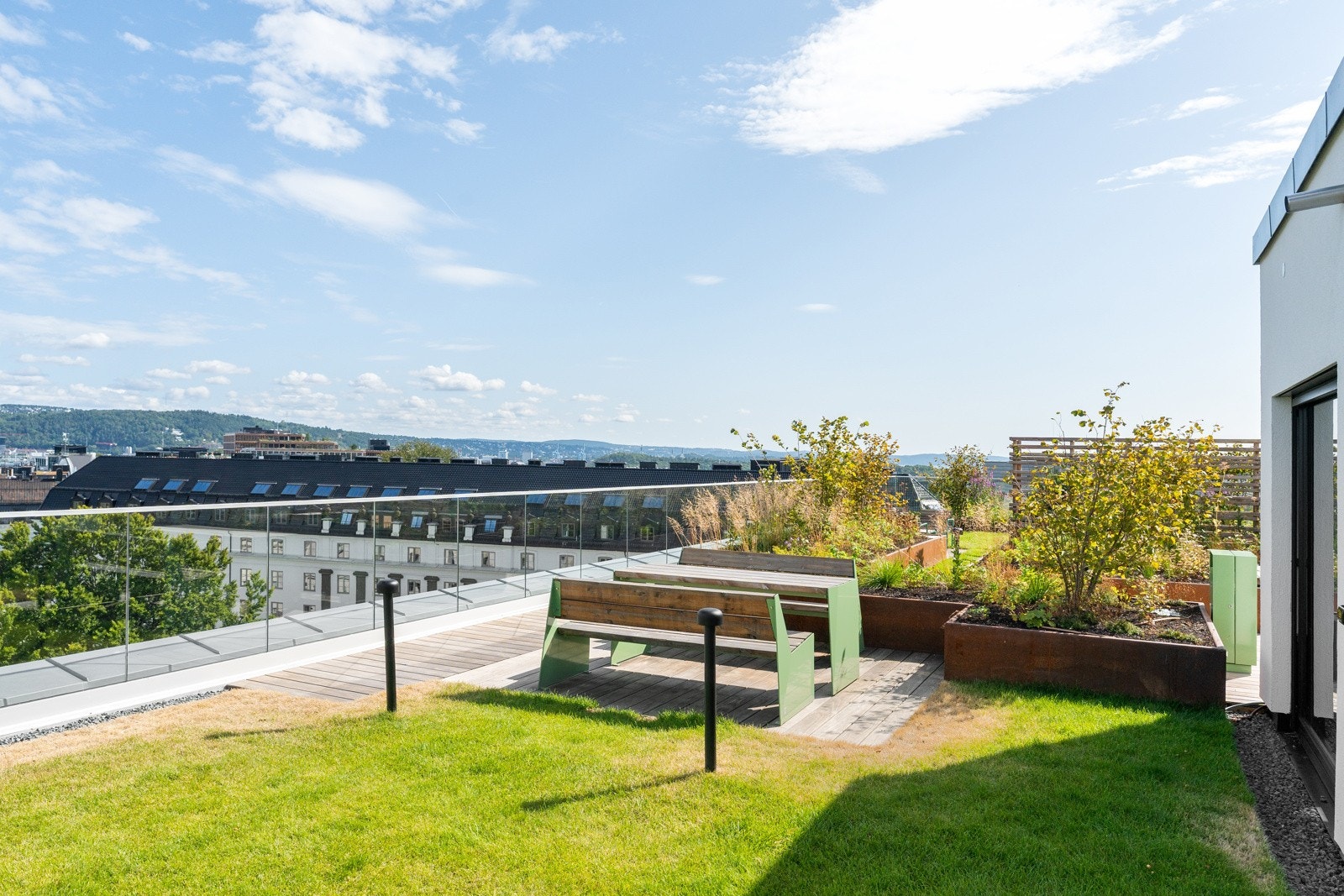 Kort vei til Havnepromenaden langs Frognerkilen som fører til Tjuvholmen. Galleribilde