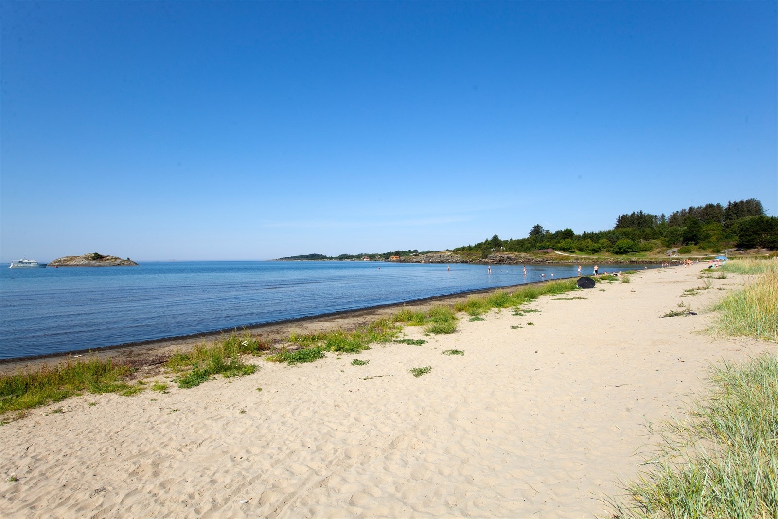Landlige omgivelser med kort vei til flotte tur- og friområder, sykkelstier og badestrender. Vistestranden finner man heller ikke langt unna. Et populært samlingspunkt på sommerstid Galleribilde